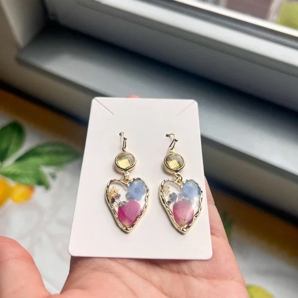 Floral Flower Petals Colorful Summer Abstract Resin Heart Earrings - Picture 6 of 9